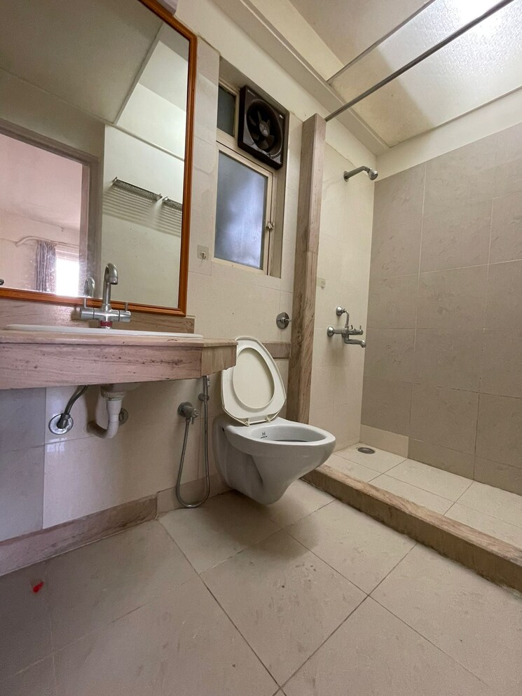 Kitchen, hiranandani-glen-croft 3 Bedroom 1860 Sq.Ft. Apartment In Powai Mumbai 9049797