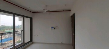 Room in 2 BHK Apartment at Runwal Eirene, Balkum Pada – for Rent