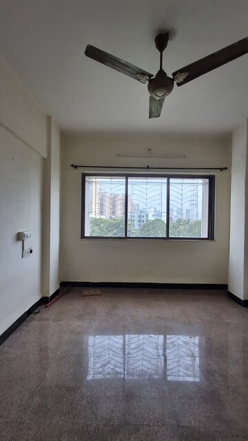 2 BHK Apartment For Rent in Gokul Nagari 1, Kandivali East