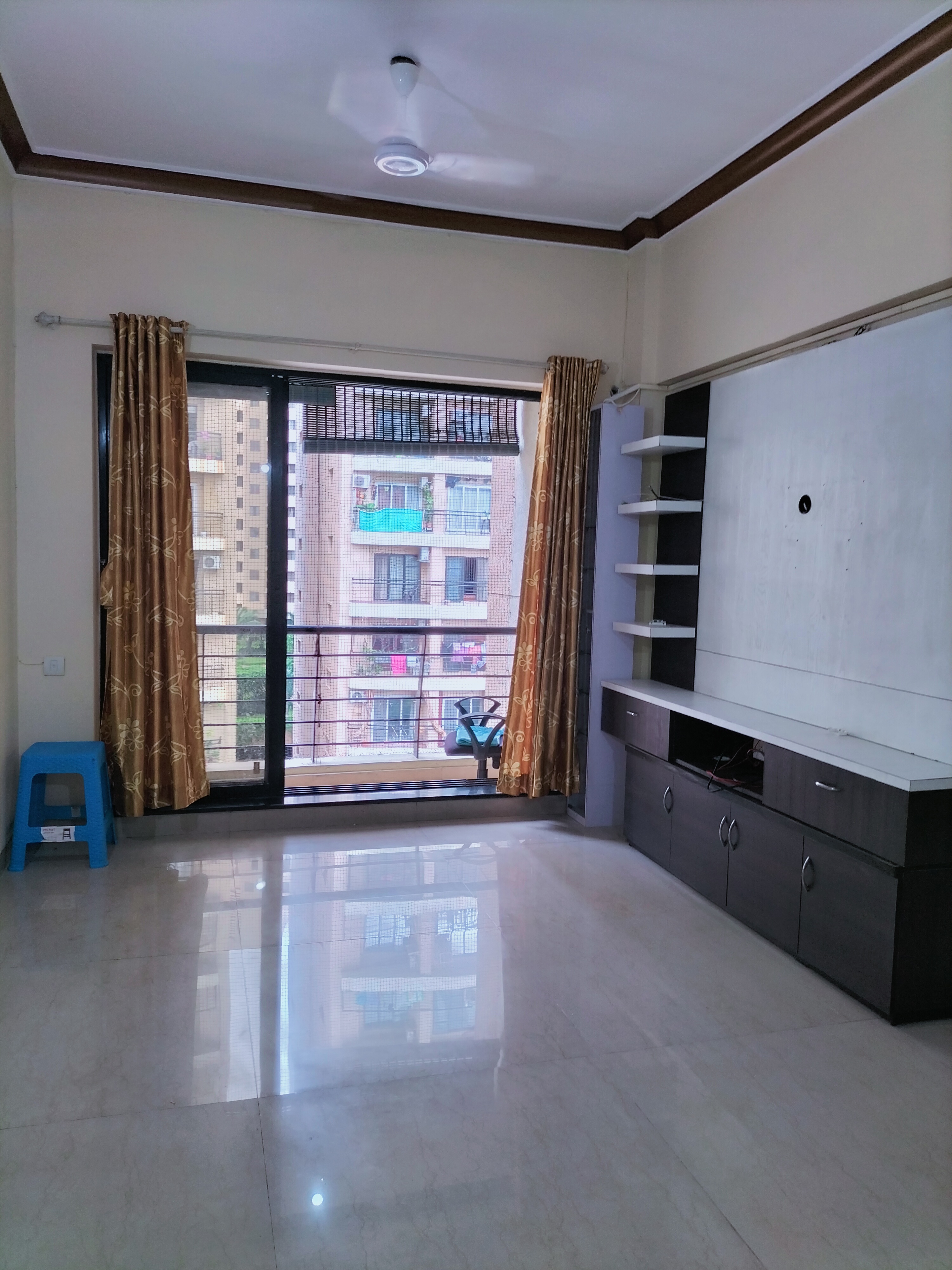 1 BHK + Extra Room Apartment For Rent in K Raheja Raheja Residency