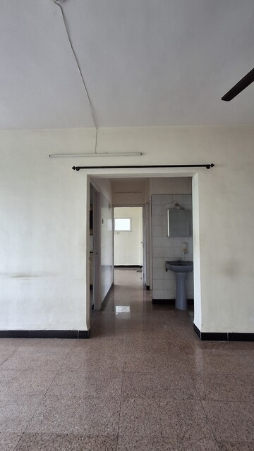 Bathroom in 2 BHK Apartment at Gokul Nagari 1, Kandivali East – for Rent
