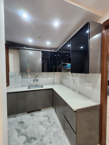 Kitchen in 2 BHK Builder Floor at Dwarka Mor – for Rent