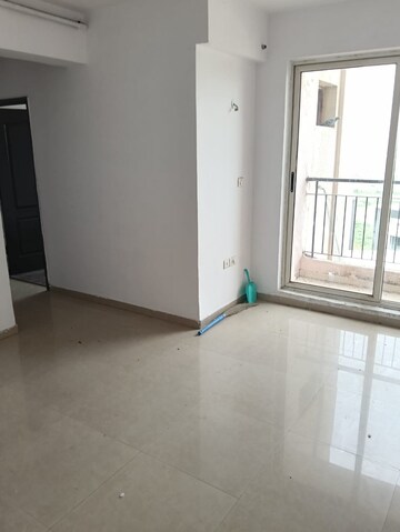 Room in 2 BHK Apartment at Aditya Luxuria Estate, Dasna – for Rent