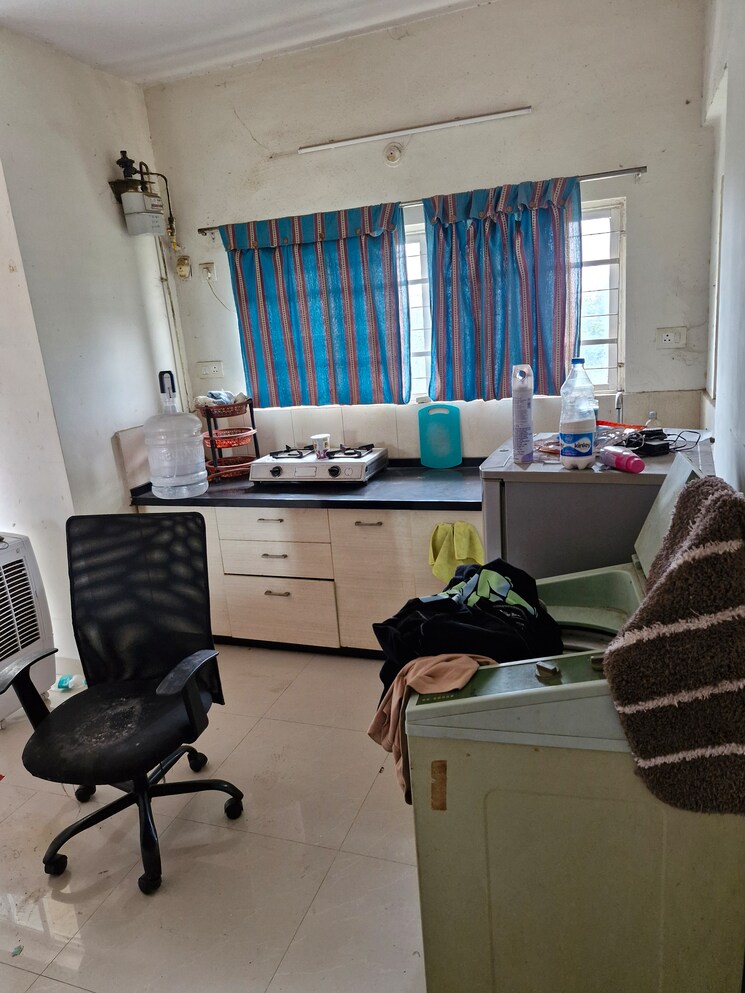 Kitchen, amanora-metro-tower Studio 400 Sq.Ft. Apartment In Hadapsar Pune 9049952