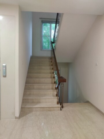 Furnished Amenities in 4 BHK Villa at Aditya Empress Park, Shaikpet – for Rent