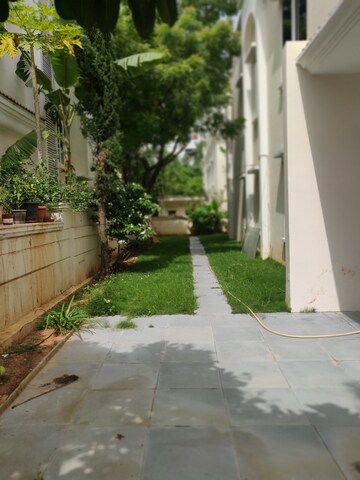 Balcony in 4 BHK Villa at Aditya Empress Park, Shaikpet – for Rent