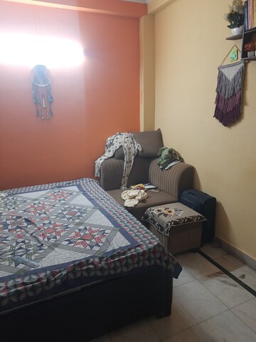Furnished Amenities in 2 BHK Apartment at Gaur City 1st Avenue, Sector 4 Greater Noida – for Rent