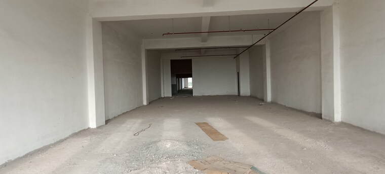 Room, foundry nagar Commercial Co Working Space 2315 Sq.Ft. In Foundry Nagar Agra 9049996