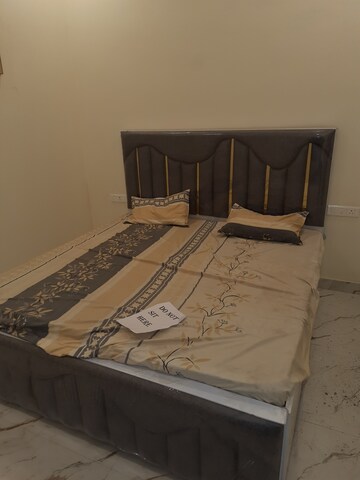 Furnished Amenities in 2 BHK Apartment at Galaxy North Avenue, Gaur City 1 – for Rent