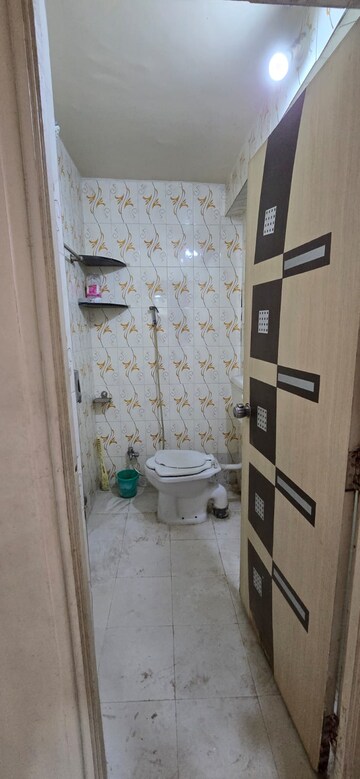 Bathroom in 2 BHK Apartment at KP Zainab Be Heights, New Nana Peth – for Sale