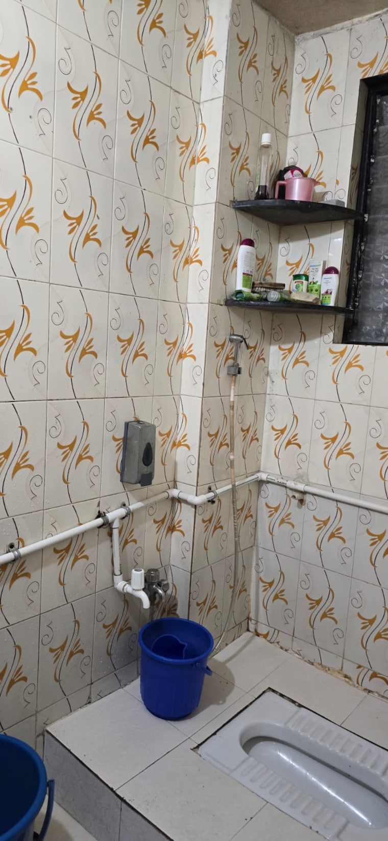Bathroom, kp-zainab-be-heights 2 Bedroom 900 Sq.Ft. Apartment In New Nana Peth Pune 9050002