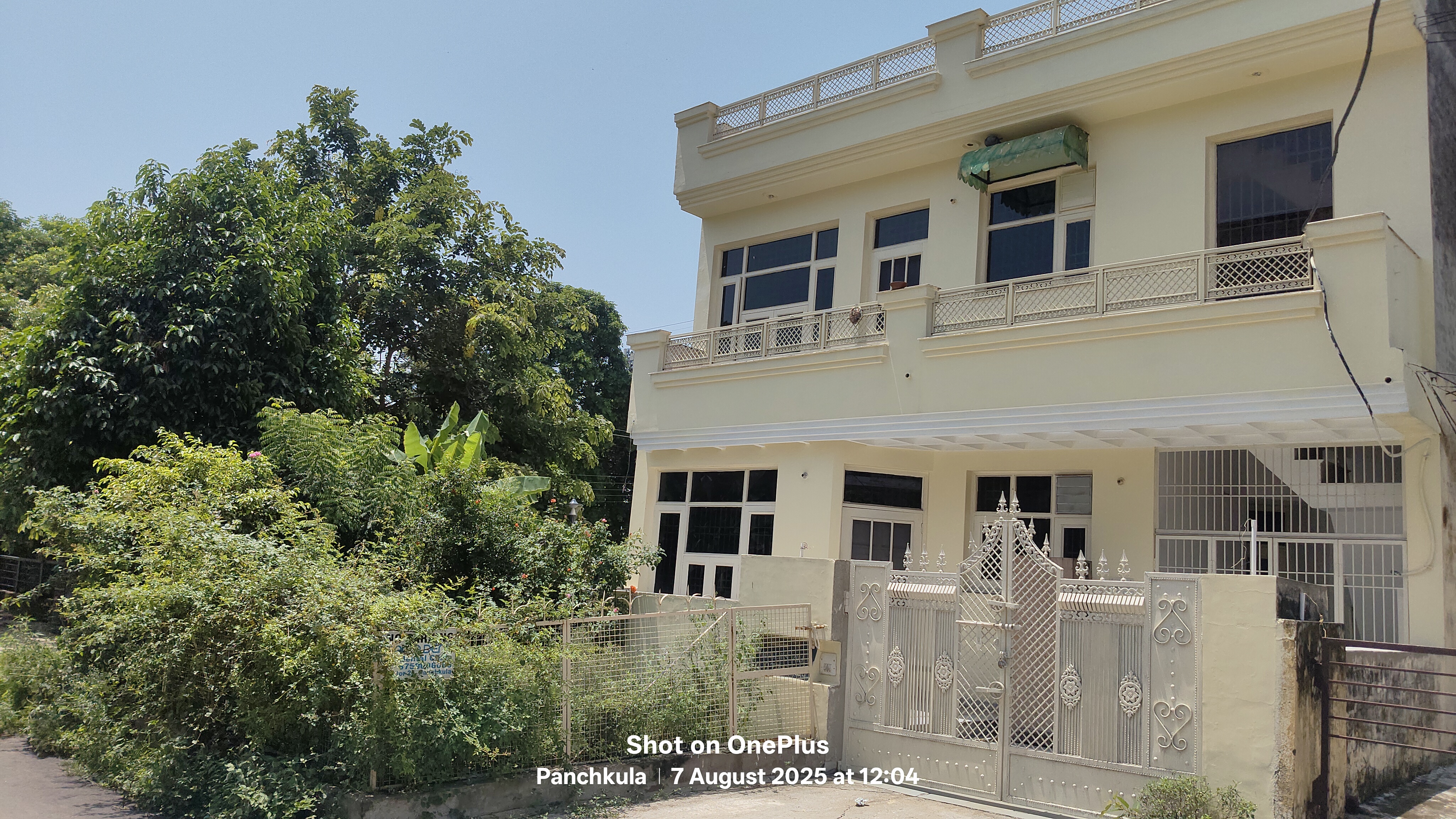 6 BHK + Pooja Room Independent House For Sale in D R Estate 