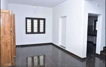Room in 3 BHK Independent House at Manapullikavu – for Sale