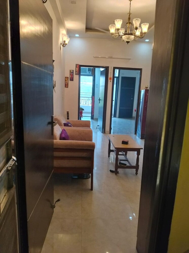 Bathroom, shakti khand iv 2 Bedroom 745 Sq.Ft. Builder Floor In Shakti Khand iv Ghaziabad 9050040