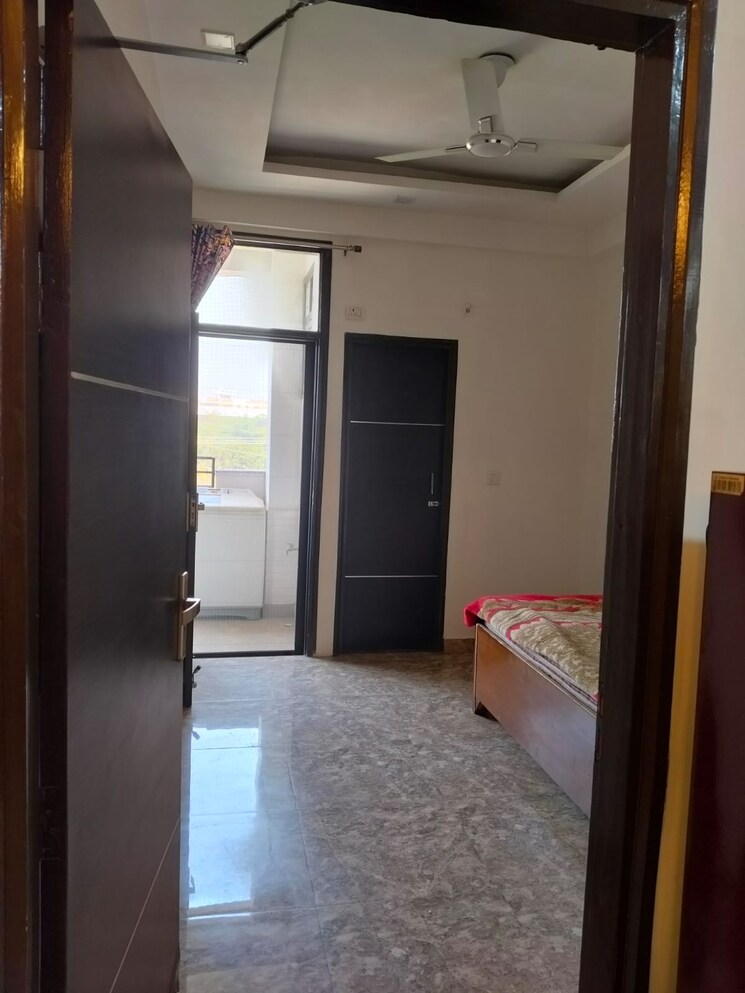 Room, shakti khand iv 2 Bedroom 745 Sq.Ft. Builder Floor In Shakti Khand iv Ghaziabad 9050040
