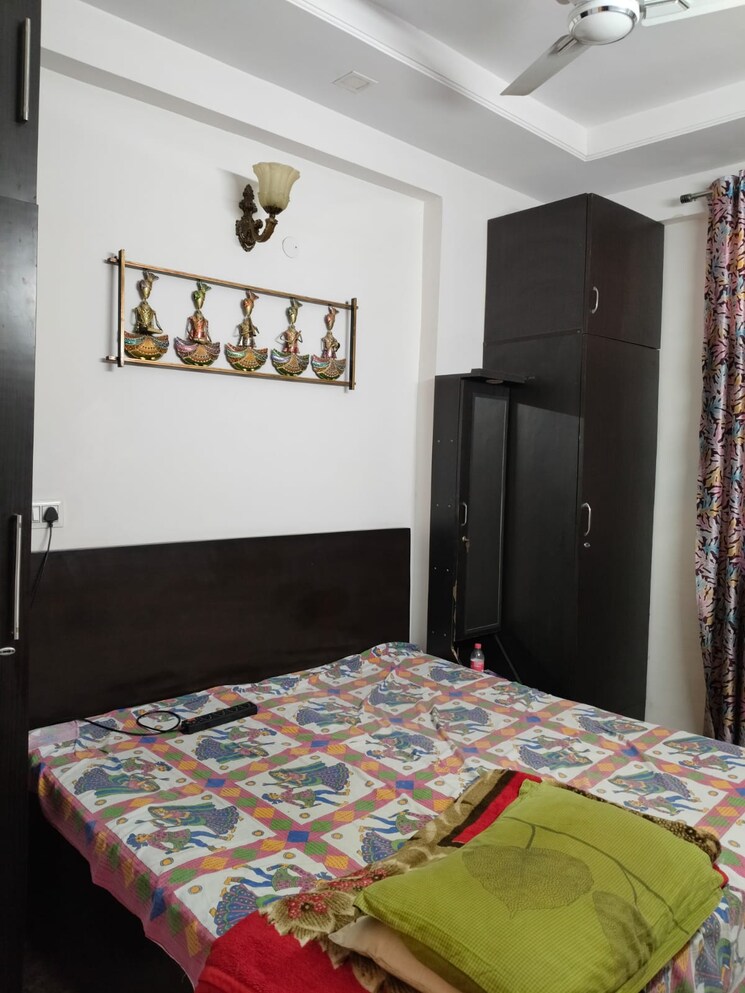 Bedroom, shakti khand iv 2 Bedroom 745 Sq.Ft. Builder Floor In Shakti Khand iv Ghaziabad 9050040