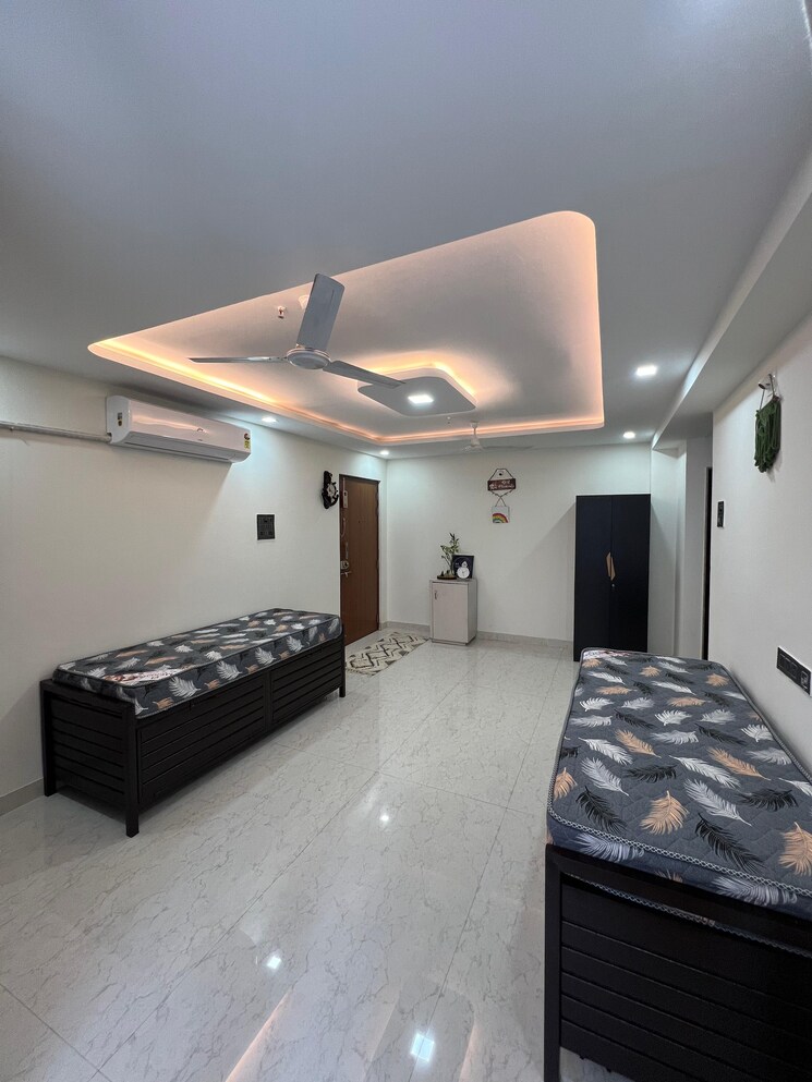 Bedroom, powai Pg For Boys & Girls In Powai 9050128