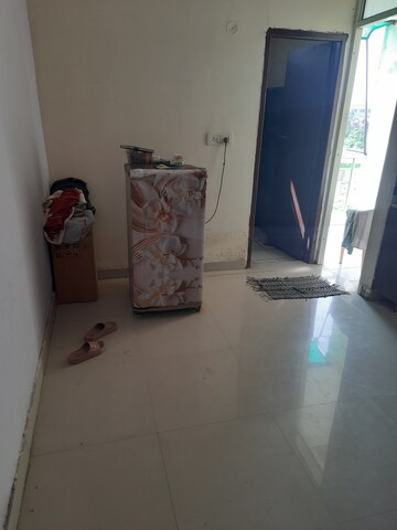 Furnished Amenities in 2 BHK Apartment at AIG Park Avenue, Sector 4 Greater Noida – for Rent