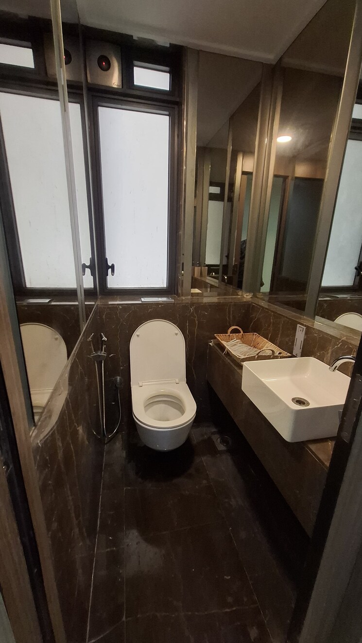 Team Area, lodha-trump-tower 3 Bedroom 1327 Sq.Ft. Apartment In Worli Mumbai 9050164