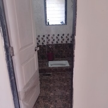 Bathroom in 1 BHK Apartment at Amogh CHS Parel, Parel – for Rent