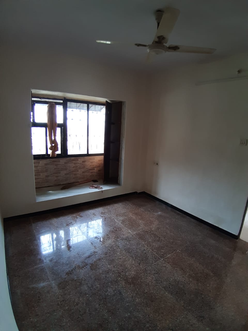 1 BHK 585 Sq.Ft. Apartment in Dheeraj Darshan
