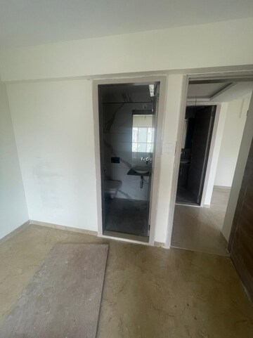 Room in 1 BHK Apartment at Srishti Harmony 3 Phase 1, Andheri East – for Rent