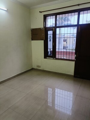 2 BHK Apartment For Sale in Sector 44