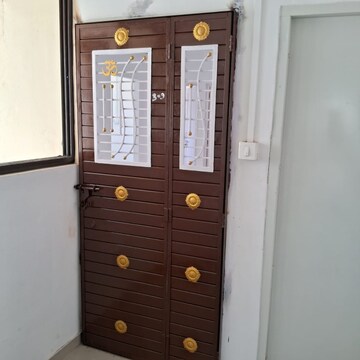 Furnished Amenities in 1 BHK Apartment at Raymond Aashiyana, Vartak Nagar – for Rent