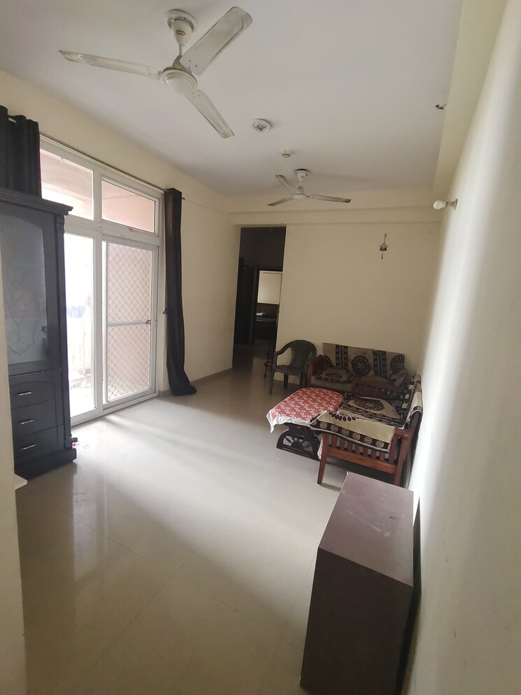 Bedroom, mahagun-mywoods 2.5 Bedroom 1110 Sq.Ft. Apartment In Sector 16c Greater Noida Greater Noida 9050285