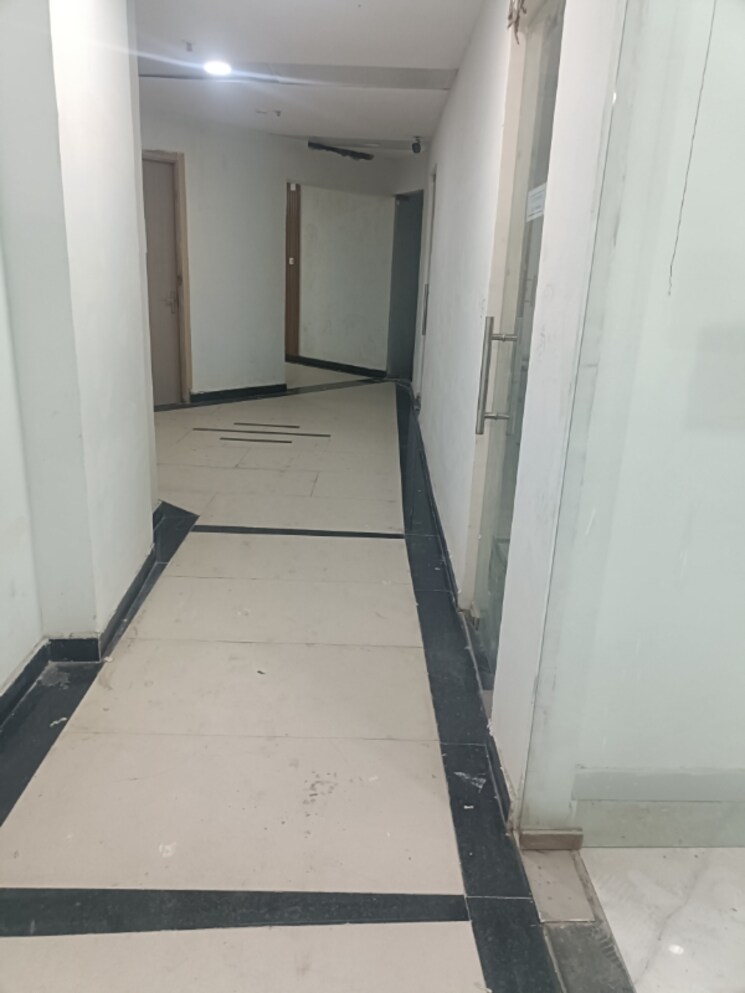 undefined, fusion-ufairia Commercial Office Space 810 Sq.Ft. In Sector 16b Greater Noida Greater Noida 9050312