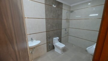Bathroom in 3 BHK Independent House at Sector 10a – for Rent