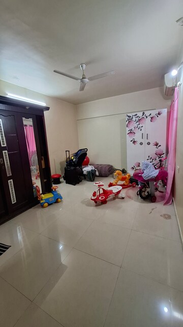 Furnished Amenities in 3 BHK Apartment at Hill Mist Harmony Apartment, Kondhwa – for Rent