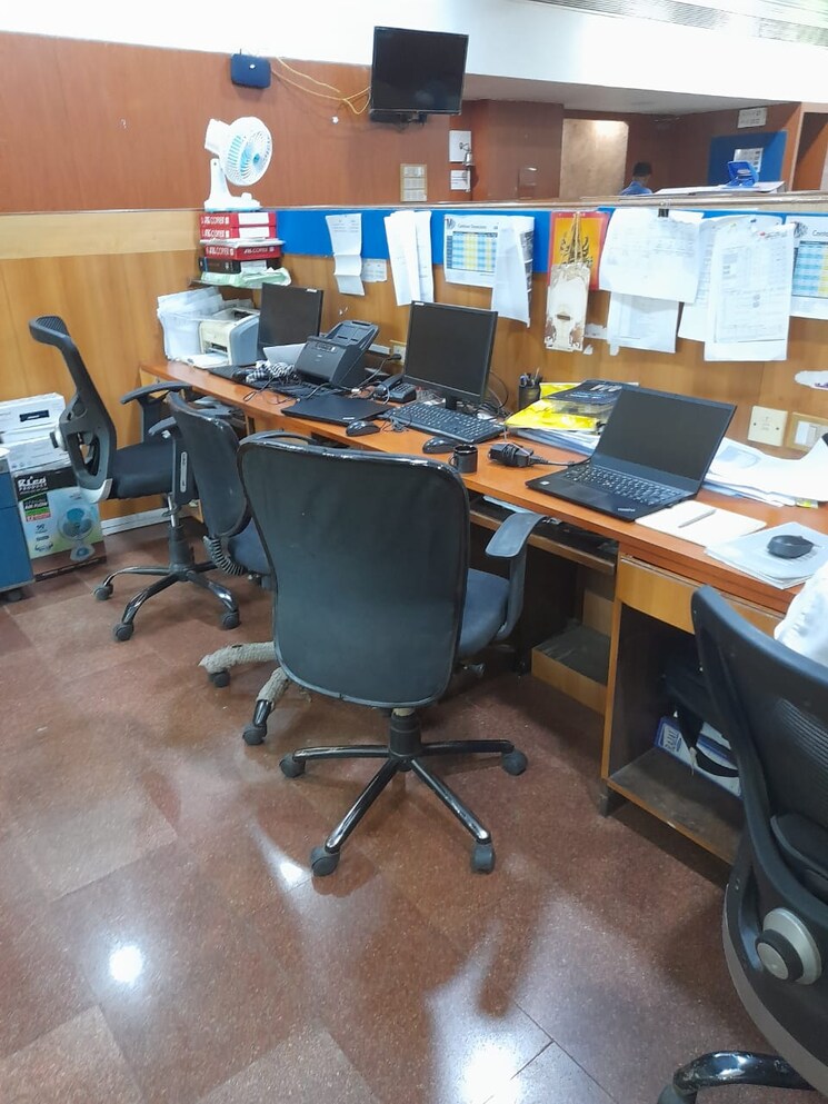 Team Area, janki-centre Commercial Office Space 3000 Sq.Ft. In Andheri West Mumbai 9050316