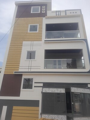 6+ BHK Builder Floor – Exterior View View at Nri Layout - for Sale