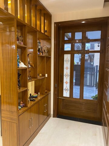 Furnished Amenities in 6 BHK Independent House at Sector 85 – for Sale
