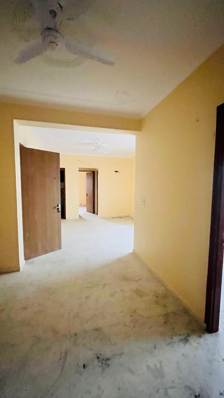 Room, malviya nagar 4 Bedroom 1800 Sq.Ft. Builder Floor In Malviya Nagar Jaipur 9050380