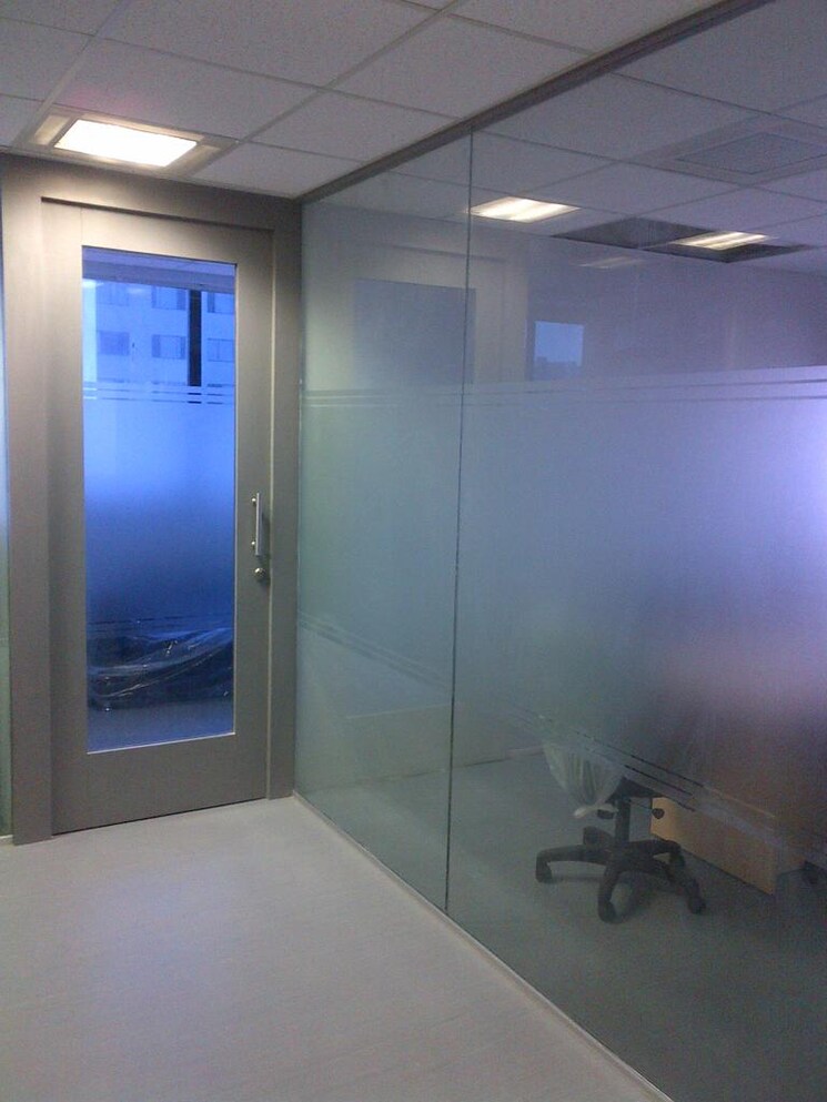 Room, baner Commercial Office Space 2200 Sq.Ft. In Baner Pune 9050370