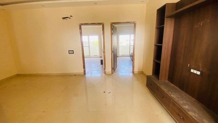 Room, dlf-hyde-park 3 Bedroom 3150 Sq.Ft. Independent House In South Mullanpur Chandigarh 9050442