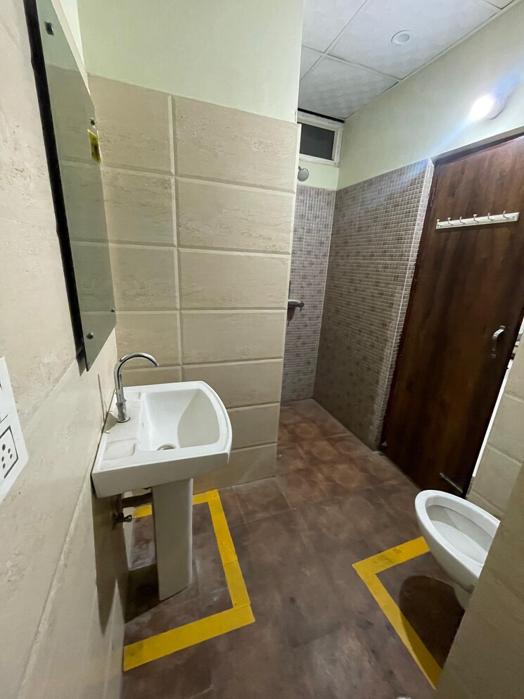 Bathroom, ananta-lifestyle 3 Bedroom 1432 Sq.Ft. Apartment In Lohgarh Zirakpur 9050483