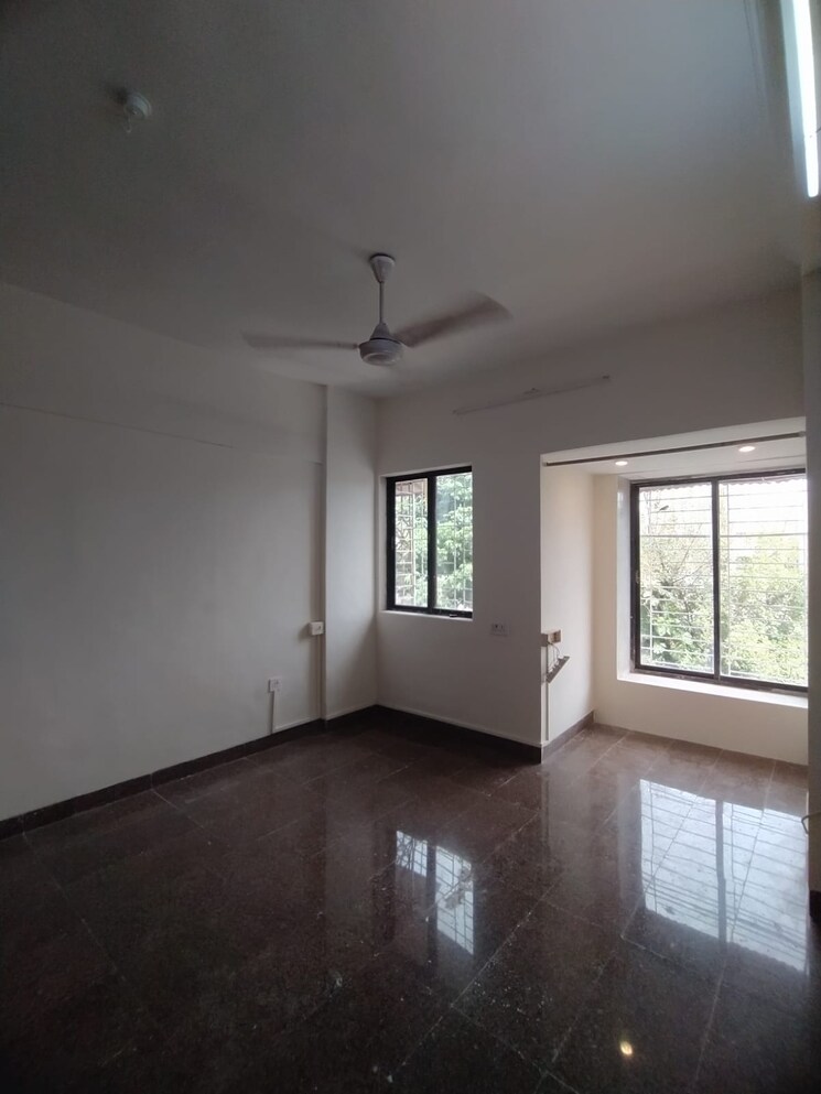 Room, andheri west 3 Bedroom 1200 Sq.Ft. Apartment In Andheri West Mumbai 9050538