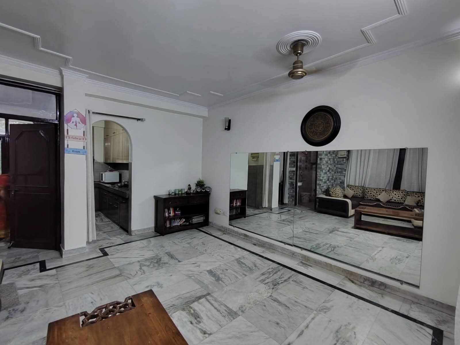 1 BHK Apartment For Rent in Andheri West