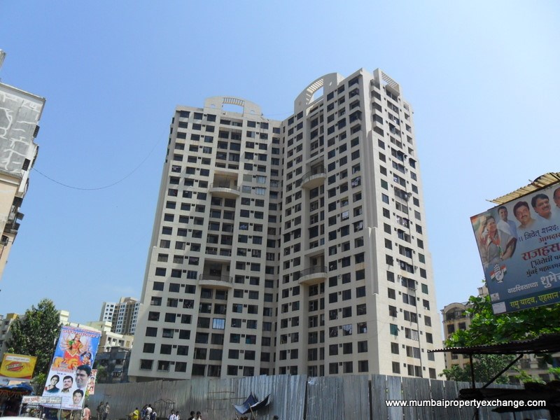 2 BHK Apartment For Rent in Swapnalok Towers
