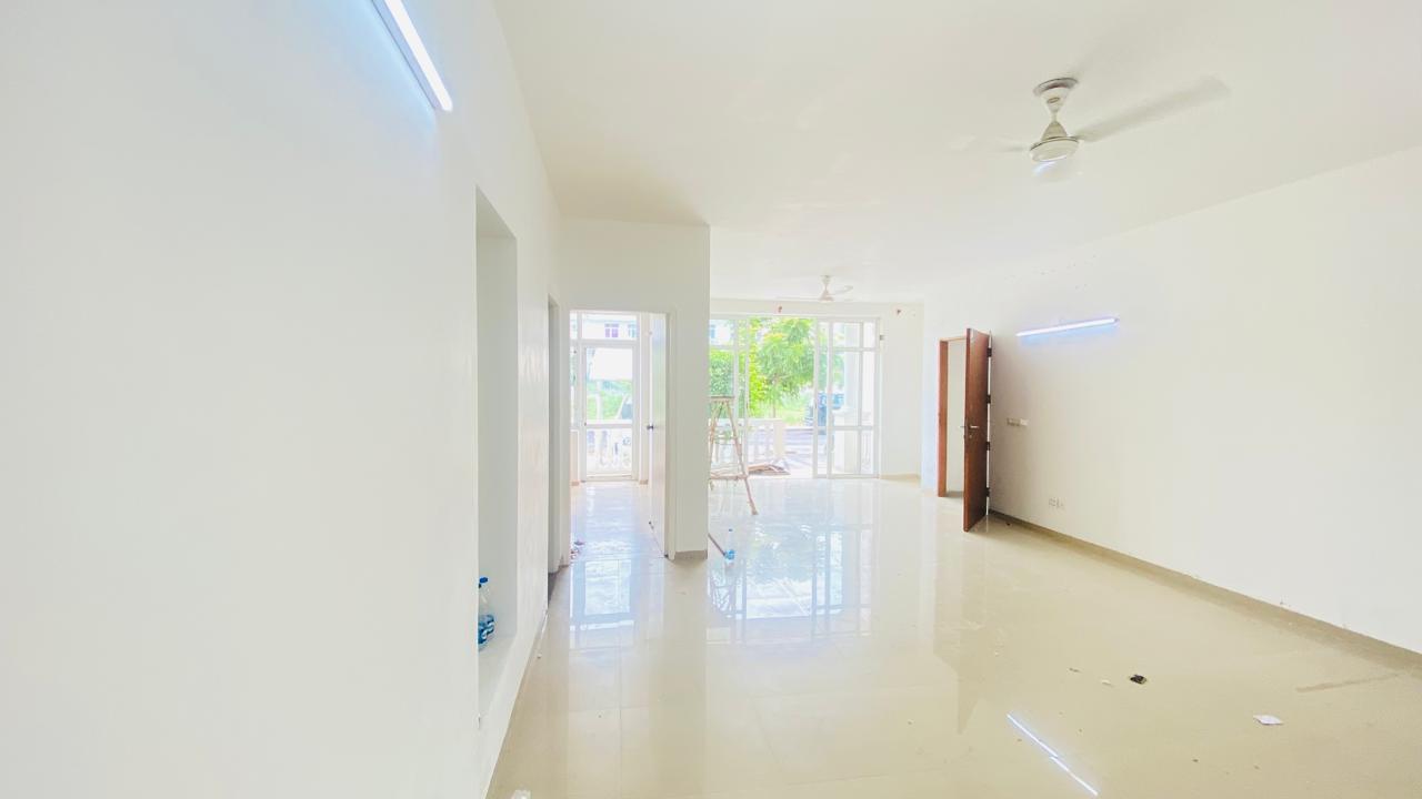 3 BHK + Servant Room Builder Floor For Rent in DLF Hyde Park