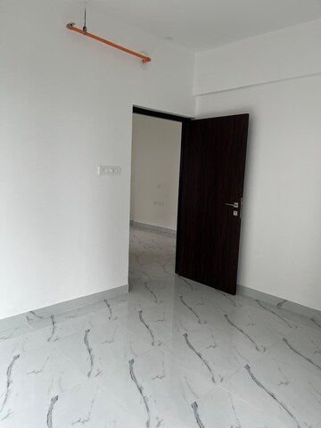 Room in 1 BHK Apartment at Raymond Ten X Habitat, Pokhran Road No Two – for Rent