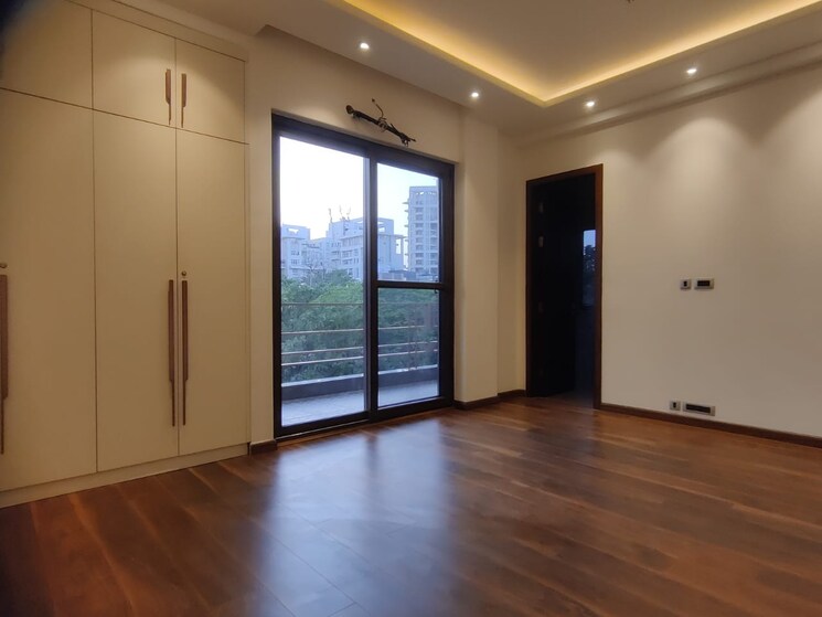 Room, dlf phase iv 4 Bedroom 360 Sq.Yd. Builder Floor In Dlf Phase iv Gurgaon 9050701