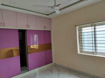 Room in 2 BHK Apartment at Manikonda – for Rent