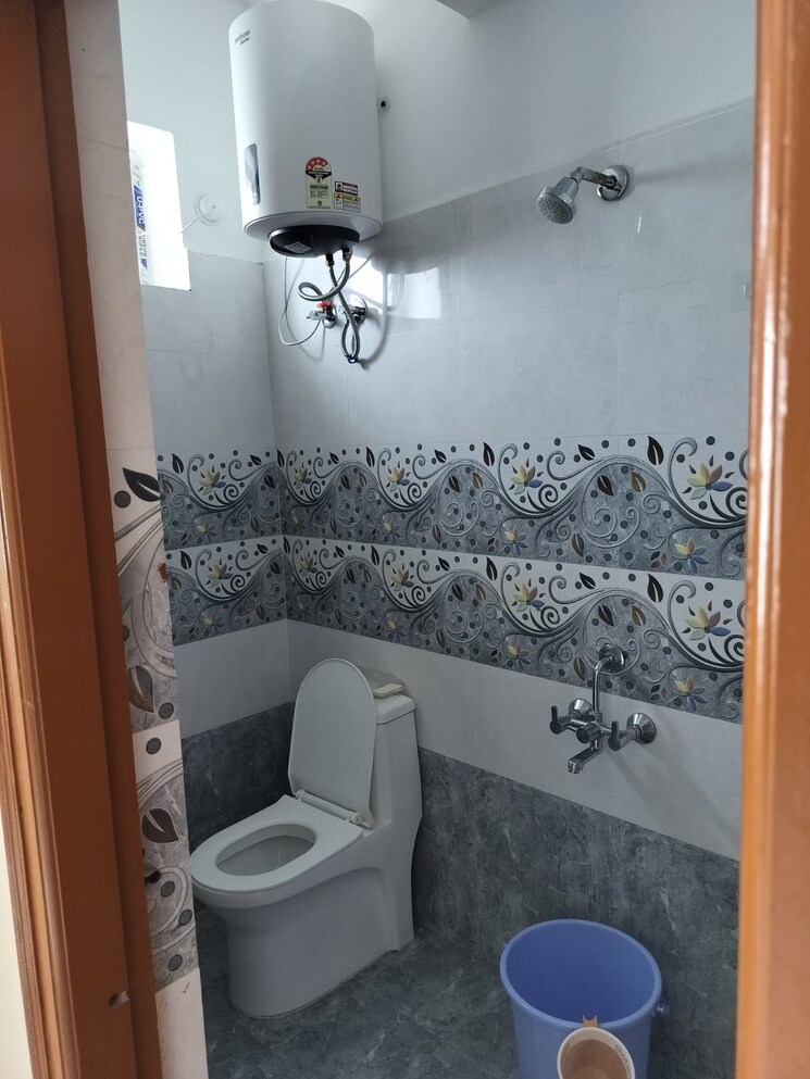 Bathroom, manikonda 2 Bedroom 1200 Sq.Ft. Apartment In Manikonda Hyderabad 9050742