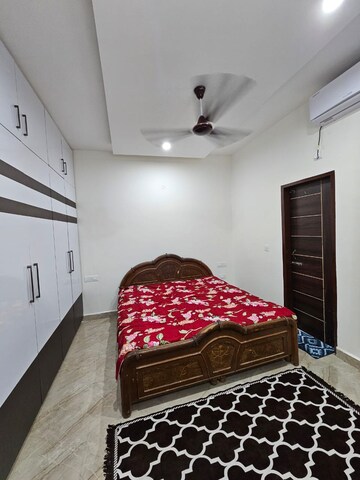 Bedroom in 1 BHK Apartment at Sector 115 – for Rent