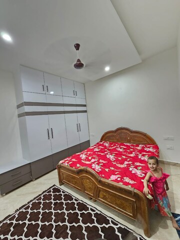 Bedroom in 1 BHK Apartment at Sector 115 – for Rent