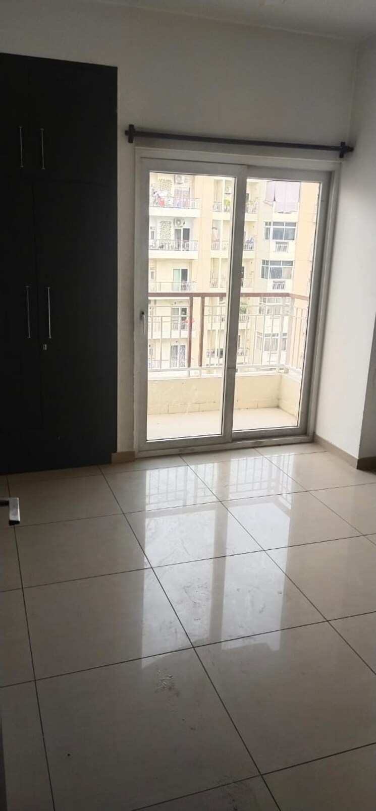 Room, gulshan-vivante 2 Bedroom 1220 Sq.Ft. Apartment In Sector 137 Noida 9050763